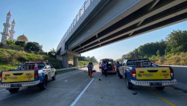 Pajero Tabrak Truk di Tol Semarang Batang, Empat Korban Meninggal dari Blitar