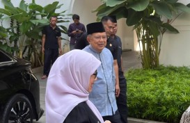 Jusuf Kalla, Bahlil, hingga Ahok Tiba di Rumah Duka Tanri Abeng