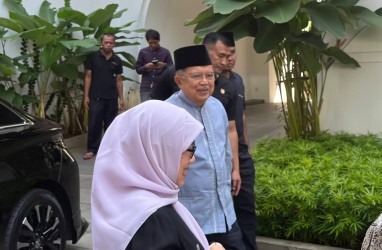 Jusuf Kalla, Bahlil, hingga Ahok Tiba di Rumah Duka Tanri Abeng