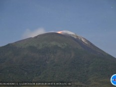 Status Gunung Ile Lewotolok Kini Jadi Waspada