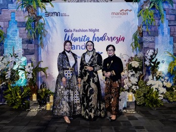 Bank Mandiri Gelar Gala Fashion Night di Candi Prambanan