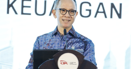 Ketua Dewan Komisioner OJK Mahendra Siregar/OJK
