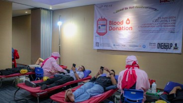 Up Peak Hotel Simpang Lima Semarang Gelar Donor Darah Bersama Pengemudi Blue Bird