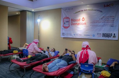 Up Peak Hotel Simpang Lima Semarang Gelar Donor Darah Bersama Pengemudi Blue Bird