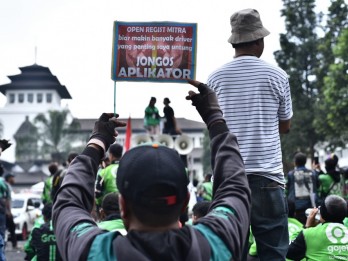 Pengemudi Ojol dan Taksi Online di Bandung Raya Demo, Tuntut Kenaikan Tarif