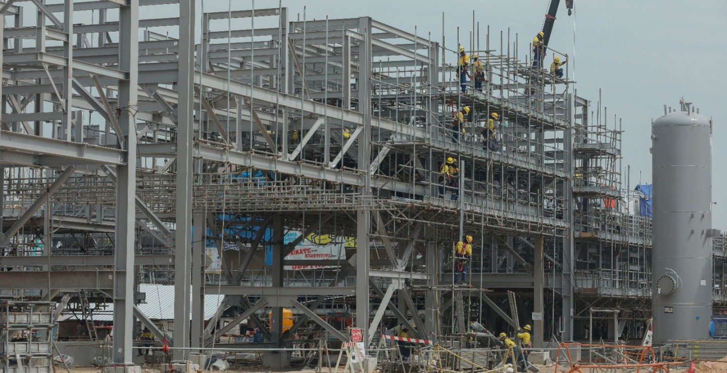 Red Tape Hinders Export Permit Issuance for Freeport, Amman