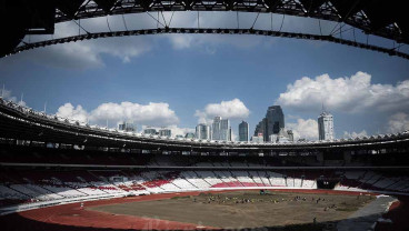 Revitalisasi Rumput Stadion Utama Gelora Bung Karno