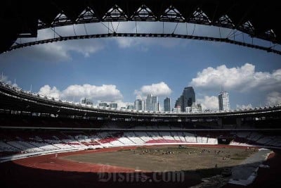 Revitalisasi Rumput Stadion Utama Gelora Bung Karno