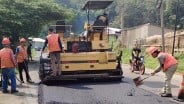Pemprov Sumbar Kucurkan Rp2 Miliar Perbaiki Jalan Padang Luar - Simpang Malalak
