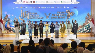 Dalam 3 Hari, Transaksi di Showcase UMKM KKJ-PKJB 2024 Tembus Rp3,56 Miliar dan Pembiayaan Rp64,58 Miliar