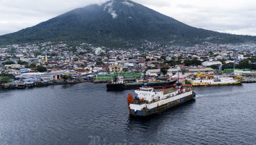 Pelayaran Perdana KM Feri Mutiara Ferindo III Ternate-Jailolo