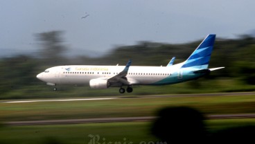 Pesawat Jemaah Haji Putar Balik, Garuda (GIAA): Mesin Bermasalah