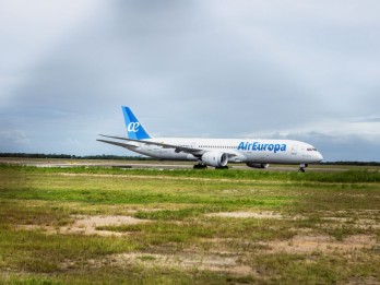 Ngerinya Turbulensi Pesawat Air Europa, Penumpang Terlempar hingga Hantam Plafon