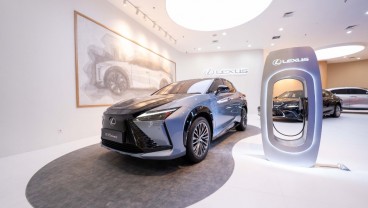 Lexus Mulai Kerek Harga, Imbas Pelemahan Rupiah