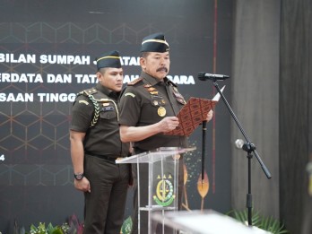 Feri Wibisono Dilantik Jadi Wakil Jaksa Agung, Narendra Jatna Sebagai Jamdatun