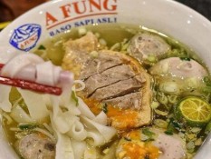 Sosok Pemilik Baso A Fung, dari Jualan Keliling sampai Jadi Bakso Premium