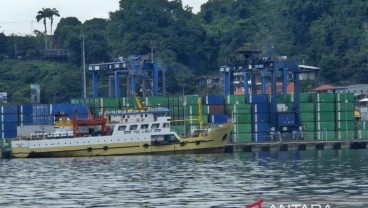 Arus Barang di Pelabuhan Jayapura Meningkat