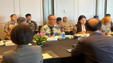 Menperin Tagih Penjelasan Sri Mulyani Soal 26.000 Kontainer Barang Impor