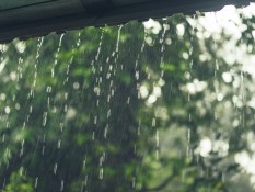 Cuaca Hari Ini 10 Juli 2024: Waspada Hujan Petir di 21 Provinsi