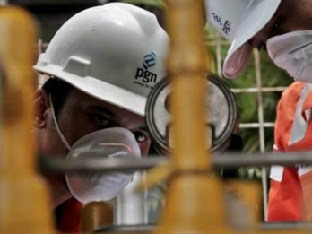 Diapit Harga Gas Murah dan Wacana DMO, Ke Mana Arah Saham PGAS?