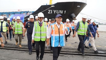 Impor Tekstil China Dicatat Lebih Rendah, DPR: Zulhas Jangan Cek Gas Melon Saja