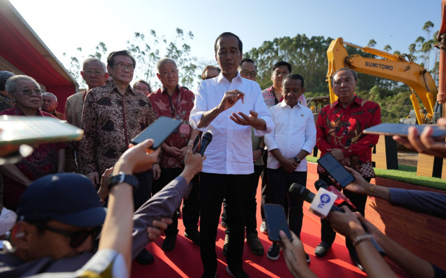 Prabowo di Antara Jurang Defisit APBN, Belanja Mengendur dan Ekonomi Mundur