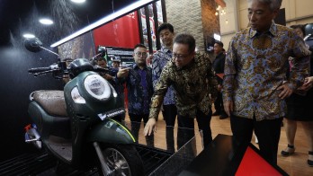 Warna Cerah Honda Scoopy Jadi Idola Masyarakat Makassar