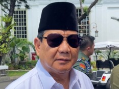 Ekonom Soroti Defisit dan Rasio Utang 2025, Prabowo Disebut Butuh Teknokrat