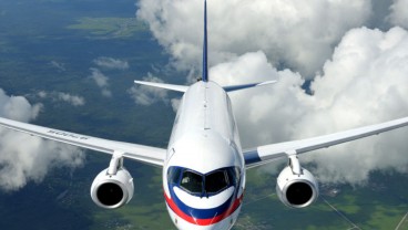 3 Fakta Jatuhnya Pesawat Sukhoi Superjet 100 di Rusia, 3 Awak Tewas