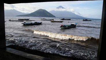 Nelayan di Maluku Utara Sudah Sepekan Tidak Melaut Setelah BMKG Mengeluarkan Peringatan Cuaca Buruk