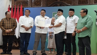 Koalisi 'Prabowo-Jokowi' Kuat di Pilkada Sumut dan Jatim, Siapa Jadi Penantang?