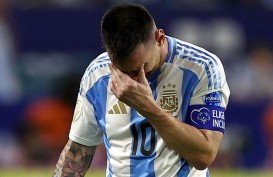 Hasil Argentina vs Kolombia: Ini Foto-foto Messi Menangis Setelah Diganti