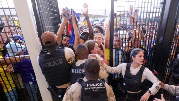 Ricuh Final Copa America 2024, Suporter Tak Bertiket Nekat Masuk Lewat Ventilasi