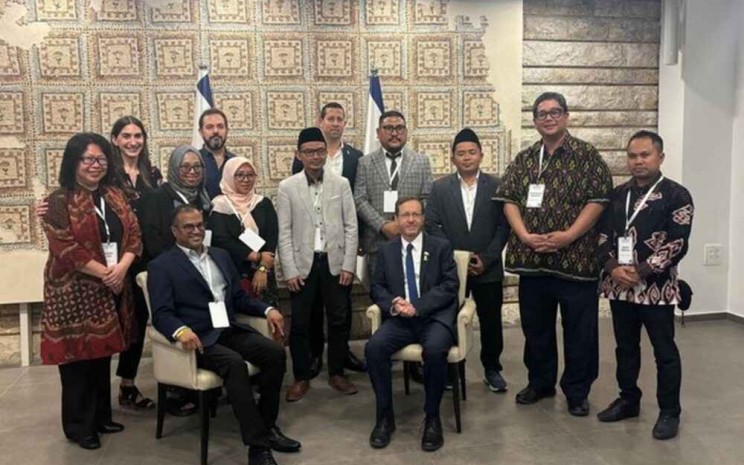 Rabbi Yahudi terlihat di antara rombongan tokoh muda NU yang bertemu Presiden Israel