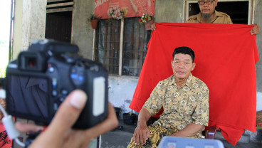 Jemput Bola perekaman KTP Bagi Warga Yang Sakit