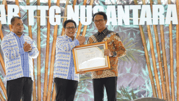 Pj Bupati OKI Raih Penghargaan Bergengsi dari Kemendes