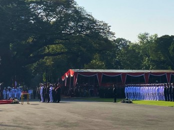 Jokowi Pimpin Upacara Praspa Capaja Akademi TNI-Polri