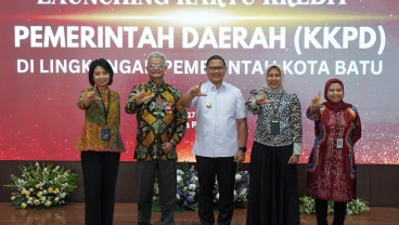 Bank Jatim Bersama Pemkot Batu Meluncurkan Kartu Kredit