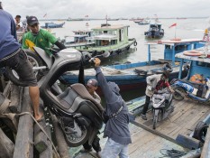 Shadow Economy Indonesia Bisa Tembus 40% PDB, Efek Musim PHK dan Tren Kerja Lepas