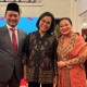 Senyum Lebar Sri Mulyani Usai Jokowi Lantik Thomas Djiwandono jadi Wamenkeu II