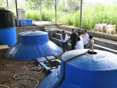 Bey Machmudin Resmikan PLTS - Biogas Kuningan