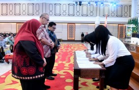 Pemprov Sumut Serahkan 2.271 SK Pengangkatan PPPK