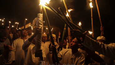 Ritual Adat Kololi Gam di Pulau Maitara