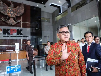 Jadi Saksi di 2 Kasus Berbeda, Hasto Kristiyanto Dibidik KPK?