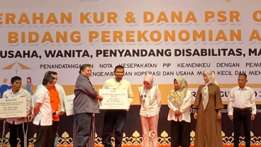 Kemenko Perekonomian Serahkan KUR Senilai Rp18,97 Miliar di Sumsel