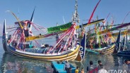 Puluhan Perahu di Jembrana Dipercantik Jelang Petik Laut