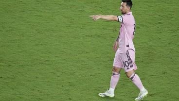 Messi dan Suarez Batal Tampil di MLS All Star, Gagal Setim dengan Maarten Paes
