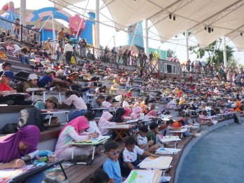 1.100 Anak Meriahkan Lomba Mewarnai di Saloka Theme Park