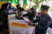 DPRD Semprot Disdik DKI Soal Mekanisme Rekrutmen Guru Honorer