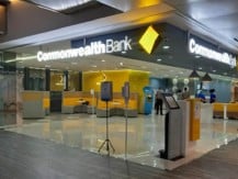 Nasib Karyawan Bank Commonwealth Usai Dicaplok OCBC: PHK Massal, Kisruh Pesangon